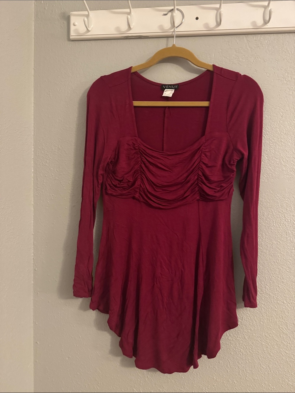 VENUS Ruched Scoop Neck Long Sleeve Top in Deep Wine